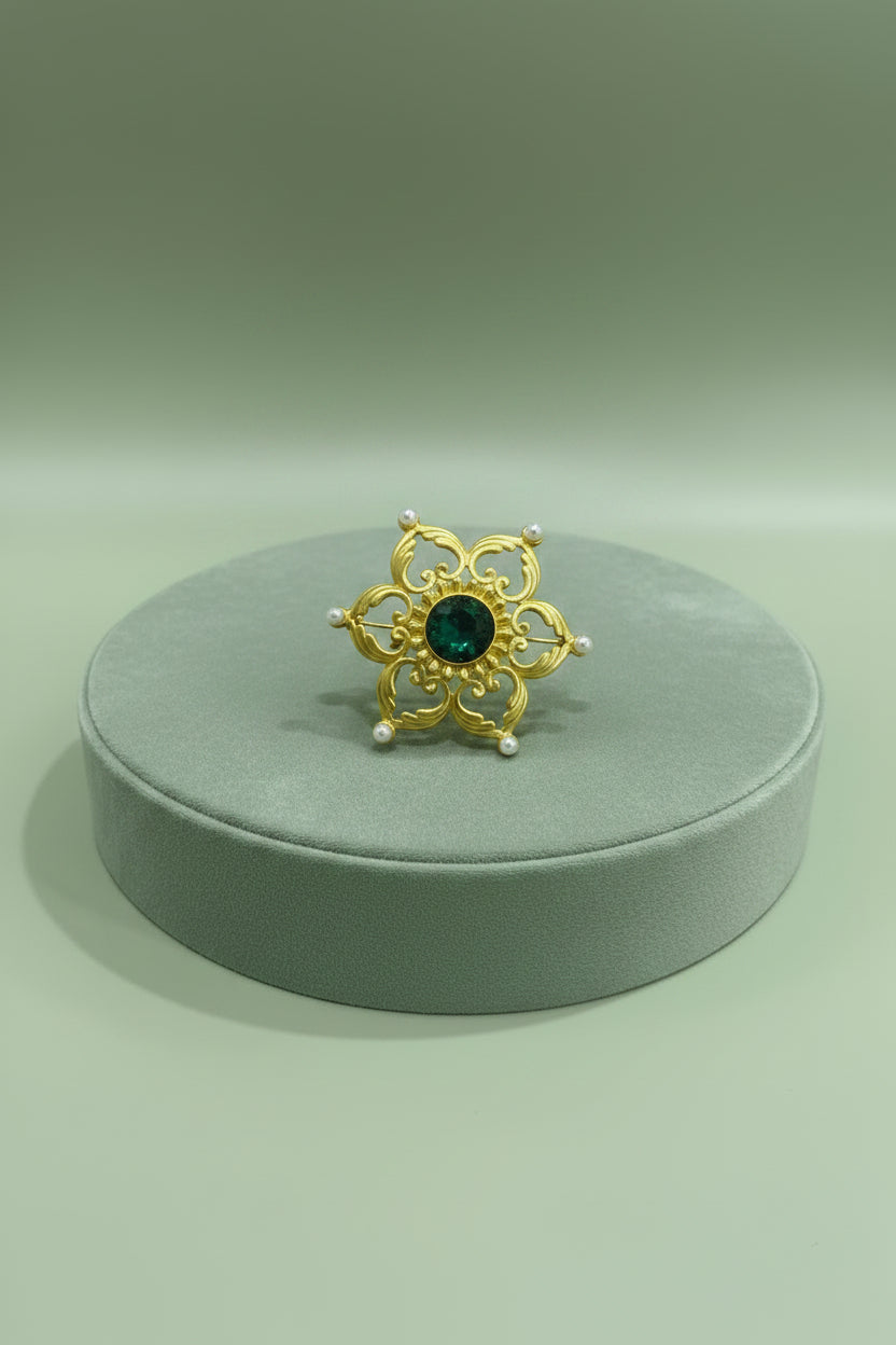 Gold brooch