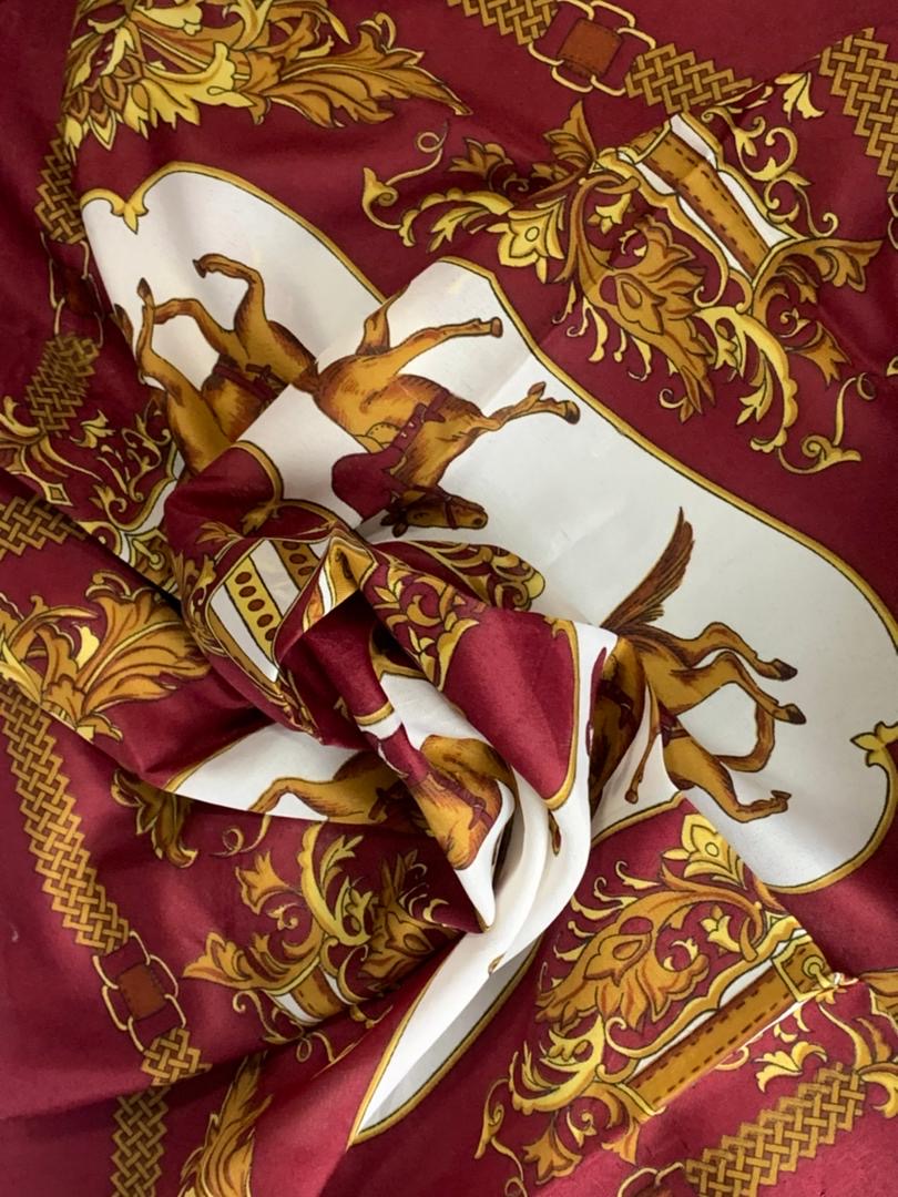 Parisian scarf