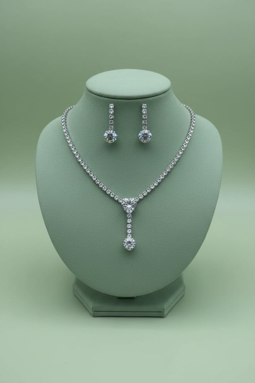 Drop necklace with earrings